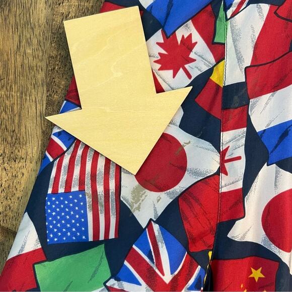 Lavon Petite Women’s World Flags 100% Silk Vintage 90s Y2K Windbreaker Sz PM - Picture 10 of 10